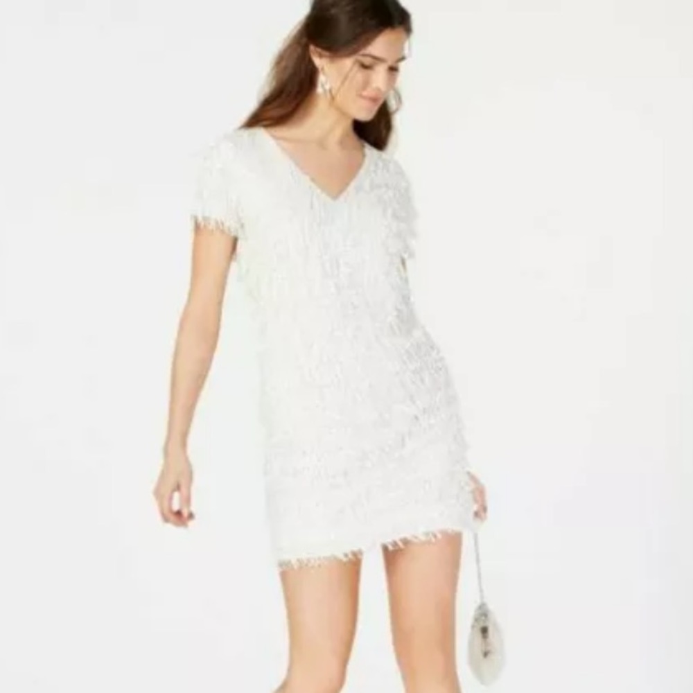 Beautiful white sequin Aidan Mattox dress size 0 Prom